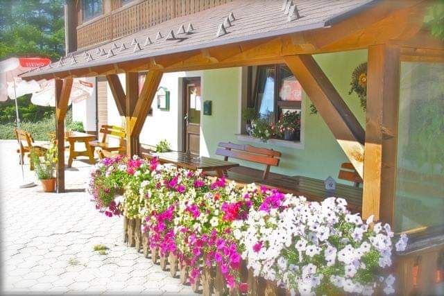 Außenansicht Manu's Sportstüberl